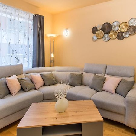 Very Central - Large - Balcony - Comfy Apartment Будапеща Екстериор снимка