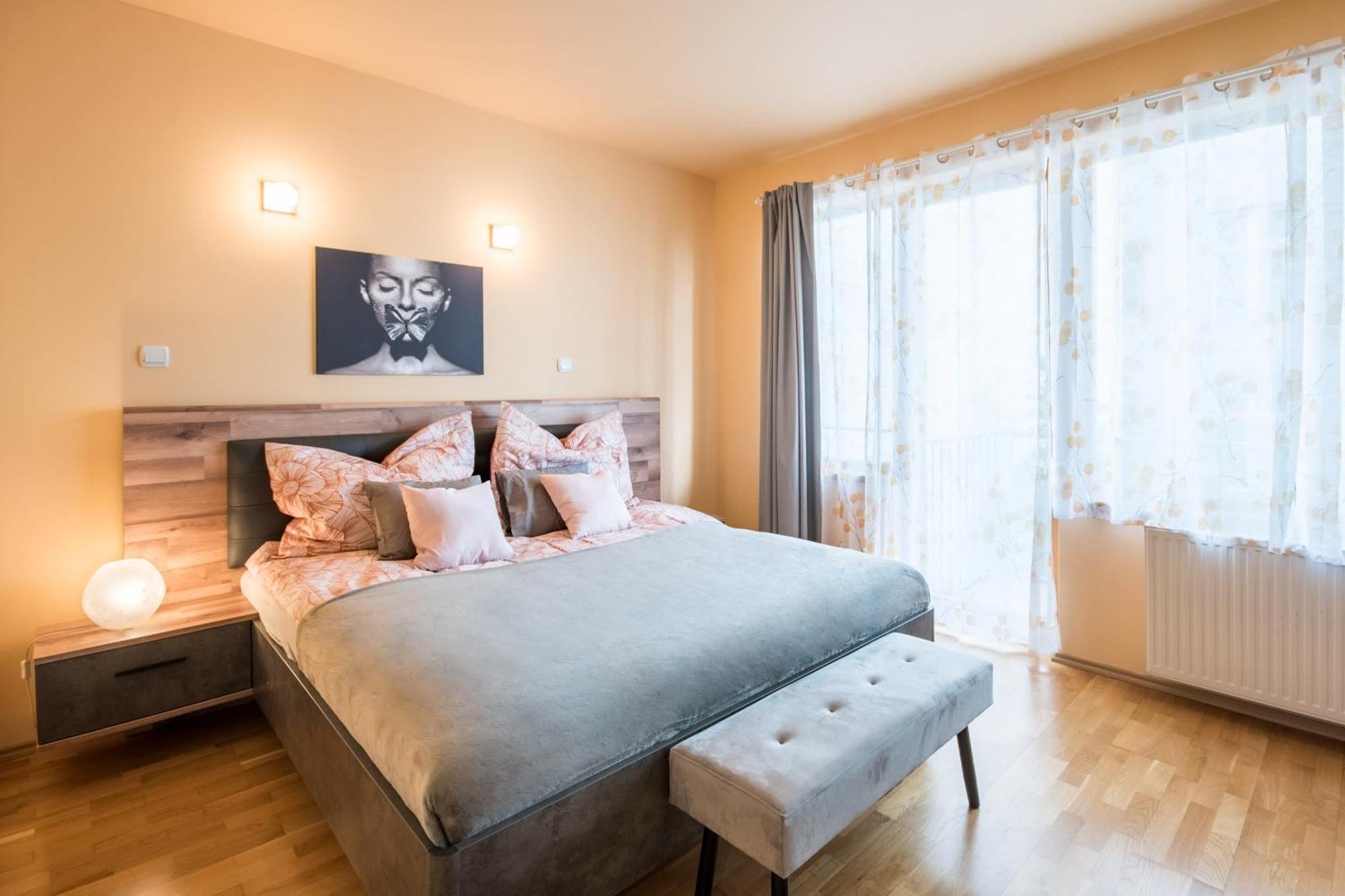 Very Central - Large - Balcony - Comfy Apartment Будапеща Екстериор снимка