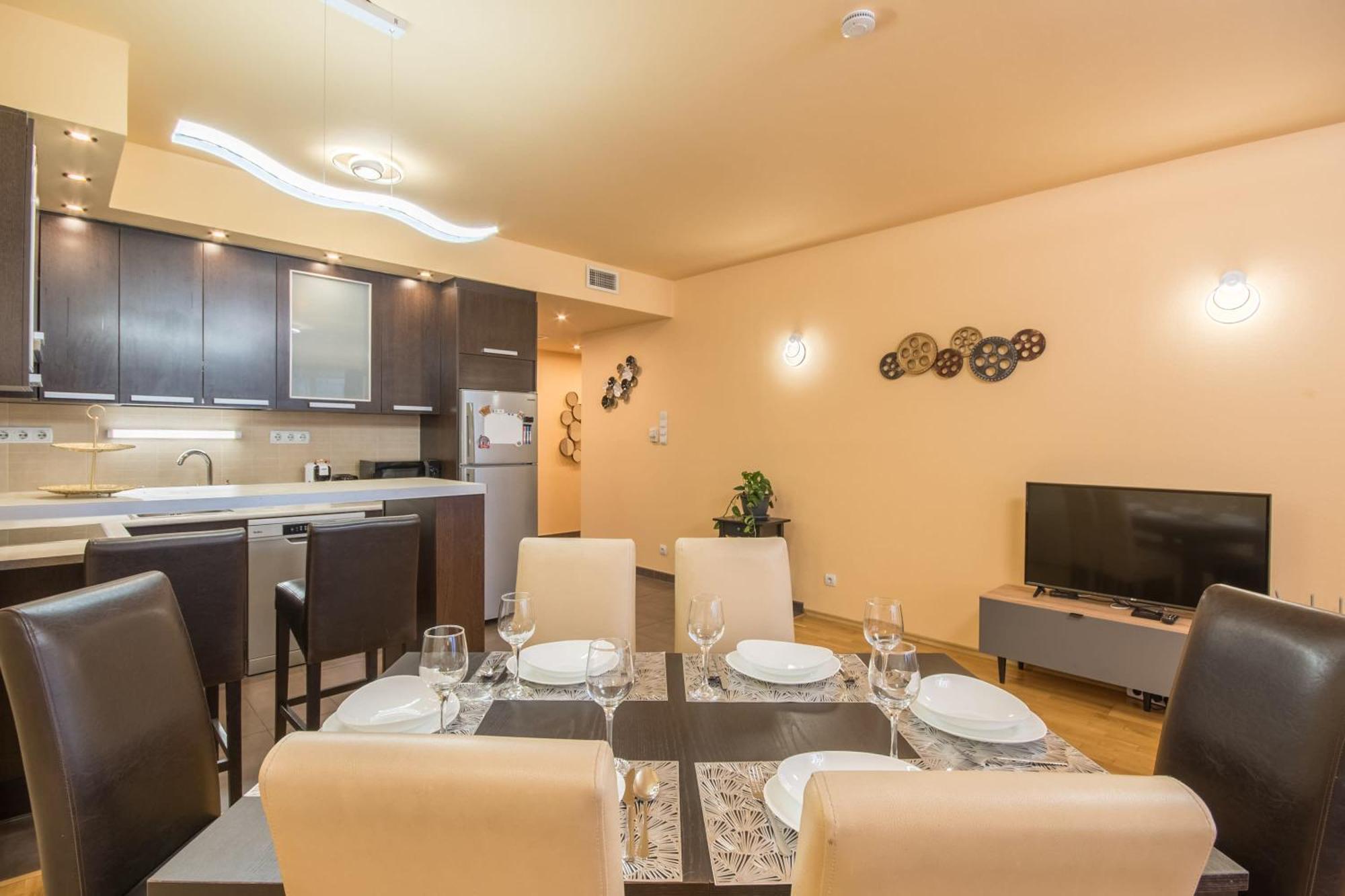 Very Central - Large - Balcony - Comfy Apartment Будапеща Екстериор снимка